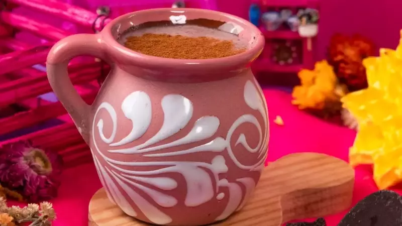 Celebración Tradicional: Pulque Curado con Cacao
