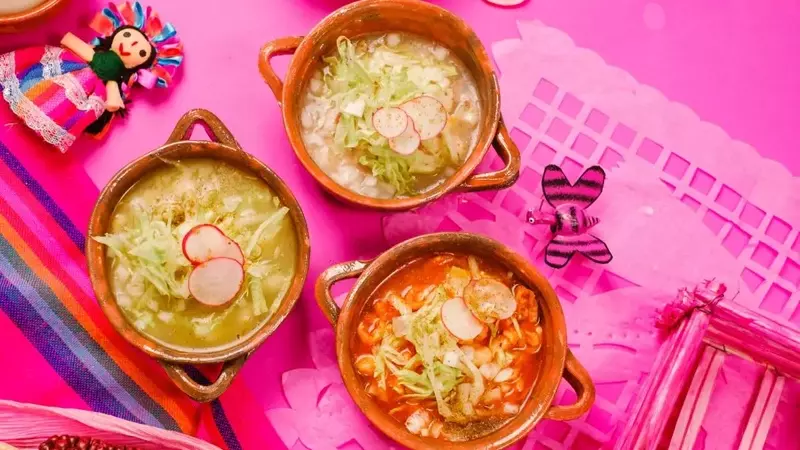 Pozole Tricolor: Una Celebración Gastronómica para las Fiestas Patrias