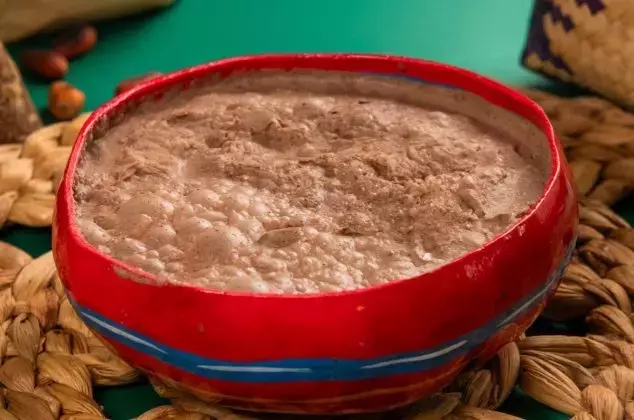 Prepara un Exquisito Cacahuatole Casero: Tradición y Sabor en Cada Sorbo