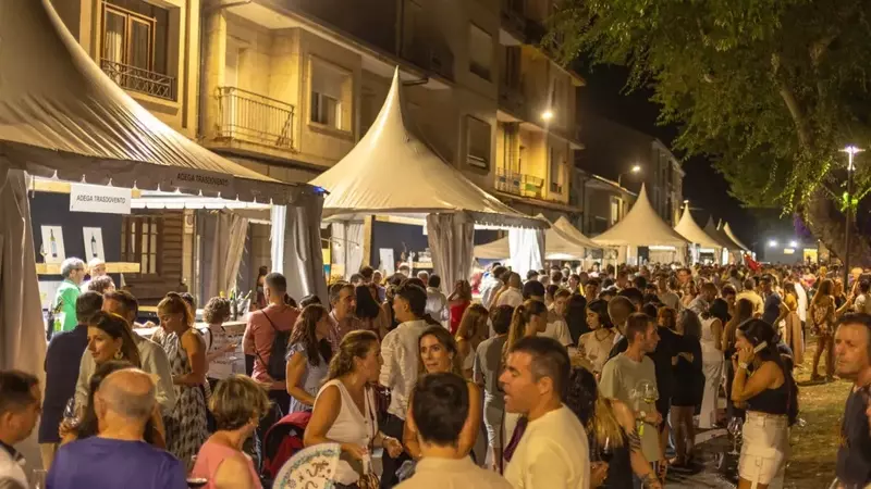 Éxito Histórico: La Feria del Vino de Monterrei Supera las 35,000 Degustaciones