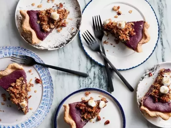 Las Delicias Dulces de la Temporada Navideña: Recetas de Pasteles Festivos que Cautivan los Sentidos