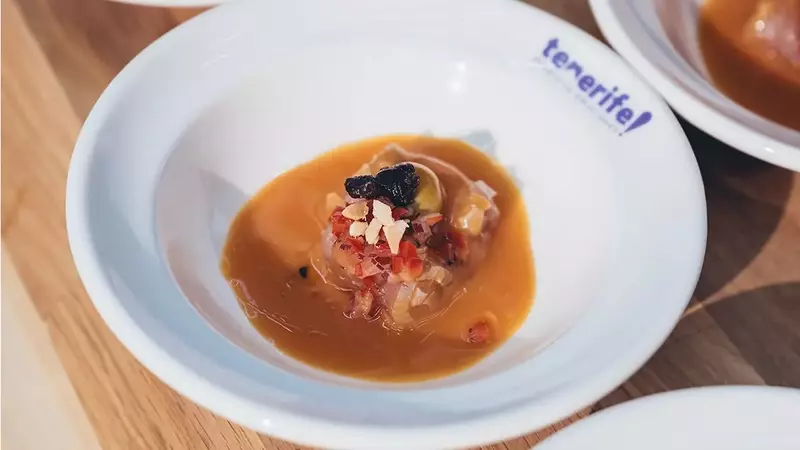 Tenerife Brilla en San Sebastián Gastronomika 2025: Fusión de Tradición e Innovación Culinaria