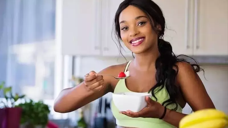 Descubre cómo la Nutrición Deportiva puede Impulsar tu Rendimiento y Bienestar