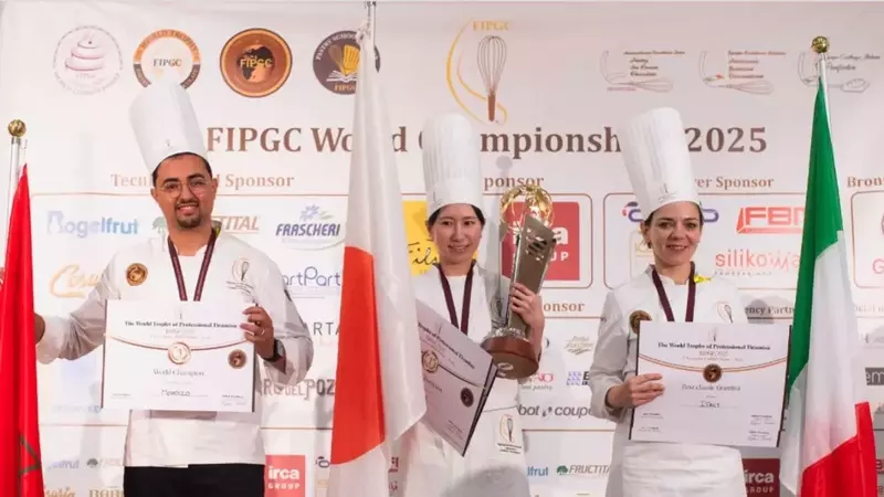 Pastelera Japonesa Conquista Italia con Tiramisú en Forma de Piano