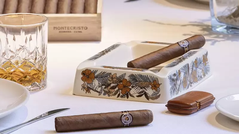 Montecristo Edmundo: Un Habanos para Celebrar el Otoño con Estilo