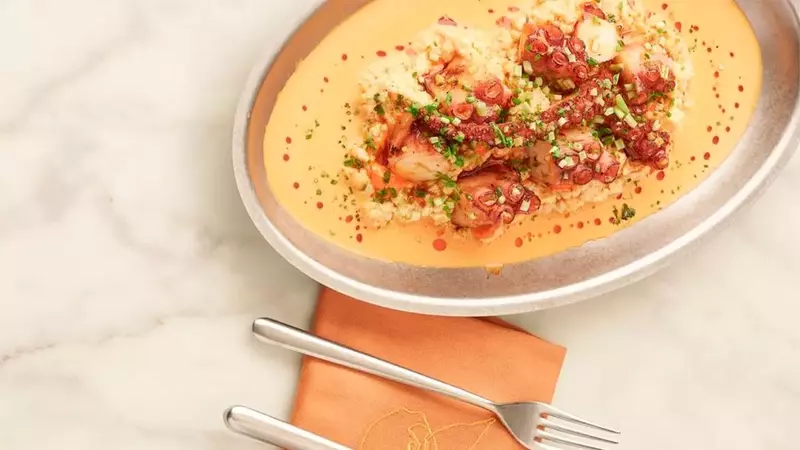 Innovación Culinaria en Persimmon's: Un Viaje a la Gastronomía Georgiana Reinventada