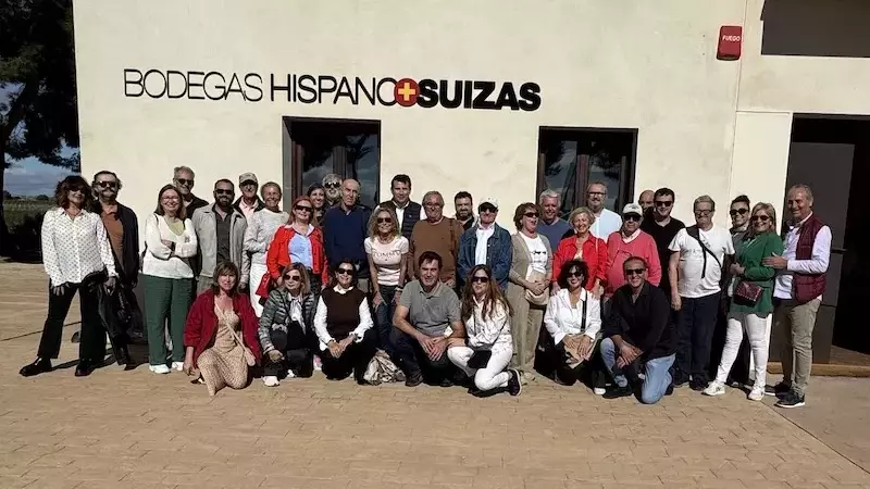 Un Viaje Transformador a Bodegas Hispano Suizas: Más Allá de la Cata de Vinos