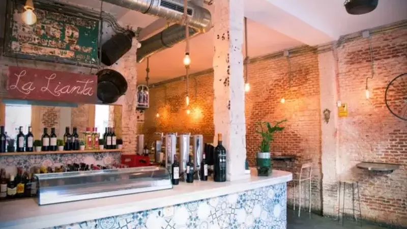 La Lianta de Ponzano Celebra una Década de Éxito en el Corazón Gastronómico de Madrid