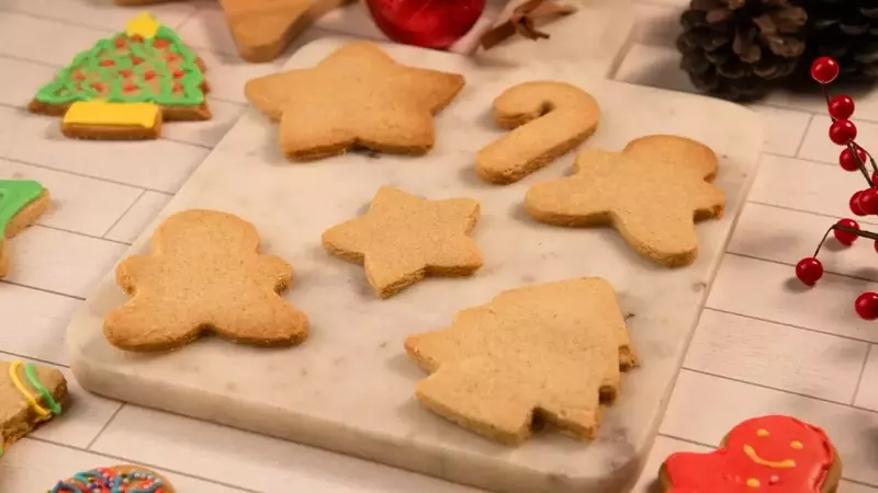 El Arte de Crear Masa Perfecta para Galletas Navideñas Decoradas