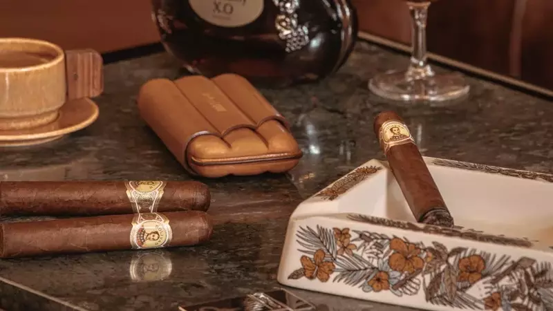 Armonía Perfecta: El Habanero Bolívar y el Coñac VSOP/XO