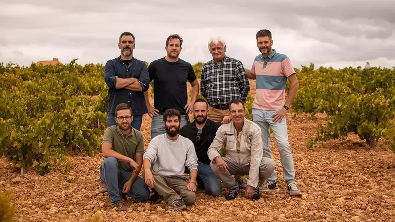 La DO Utiel-Requena Lanza Vinos Pioneros de Viñerones y Video Promocional