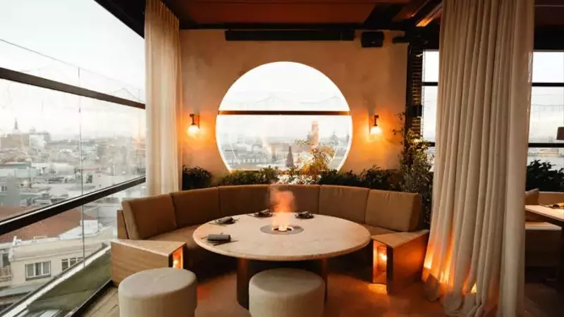 Grupo Lamucca inaugura Makáá en la terraza del Hotel Thompson Madrid