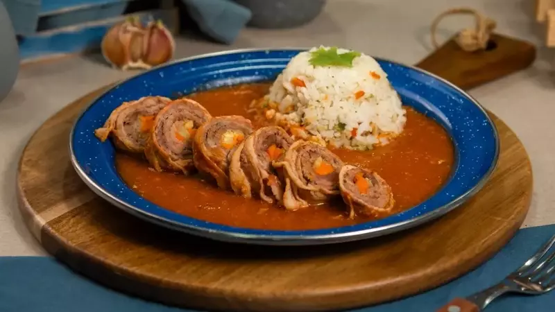 Exquisitos Rollos de Carne Rellenos: Una Preparación Rápida y Sabrosa para el Día a Día