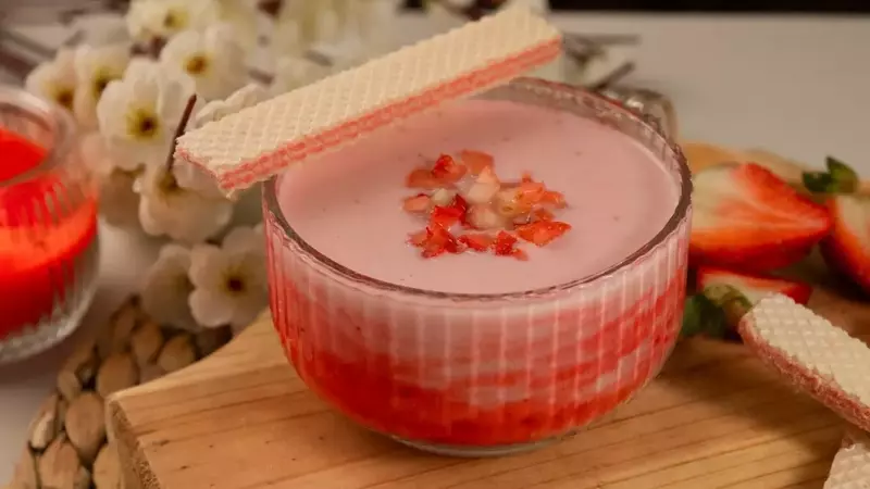 Delicioso Atole de Fresa Casero: Una Receta Rápida para Deleitar el Paladar