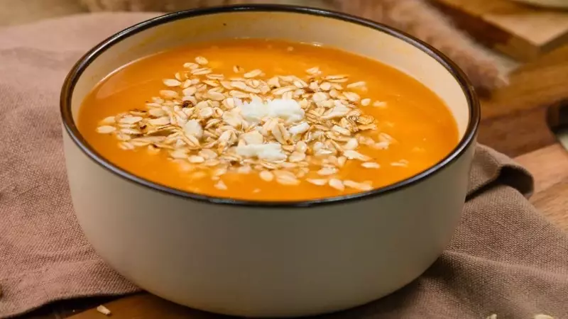 Sopa de Avena Nutritiva: Preparación Sencilla para Disfrutar en Casa