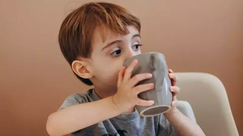 Café para Niños: Un Debate Cultural y Social