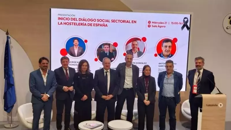 La industria de la hostelería establece una Mesa de Diálogo para el progreso del sector