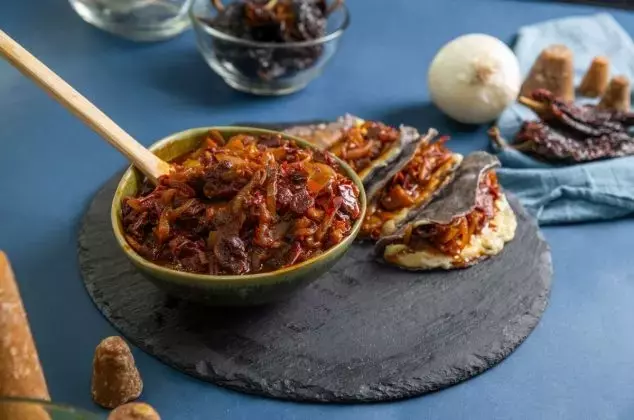 Descubre la Auténtica Receta de Chiles Capones Caseros