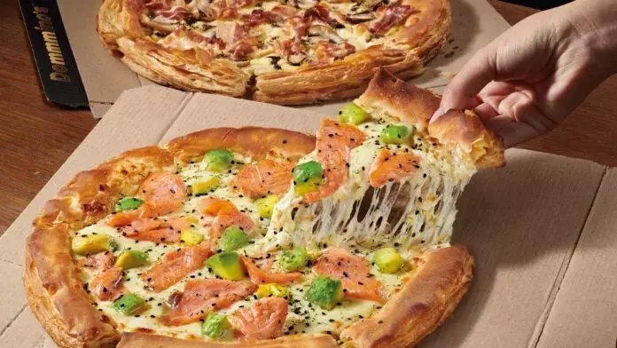 Domino's Lanza Innovadoras Croissantizzimas Deluxe: Una Fusión Culinaria Premium