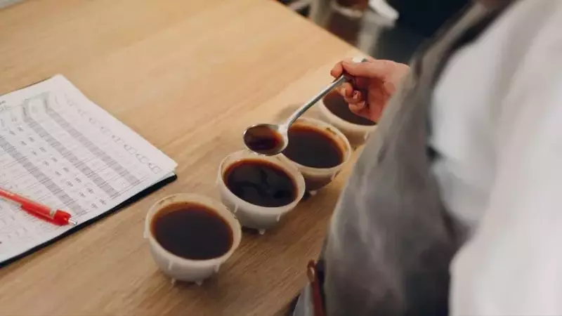 La Evolución de la Asociación de Cafés Especiales: ¿Manteniendo su Esencia o Adaptándose al Mercado Global?