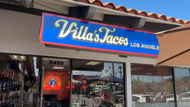 Bad Bunny y la Celebración Culinaria de 'Villa's Tacos' en el Super Bowl
