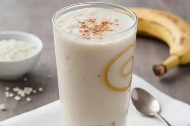 Descubre el Poder Digestivo del Batido de Plátano y Kéfir