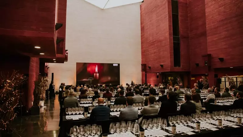 Rioja: Cien Años de Tradición y Futuro Vinícola