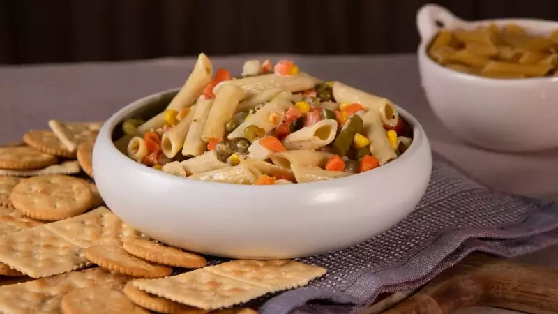 Creando la Ensalada Fría de Pasta Perfecta: Una Guía Culinaria Sencilla y Exquisita