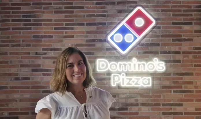 La Visión Estratégica de Marketing de Domino's Pizza: Anticipación, Confianza y Conexión Local