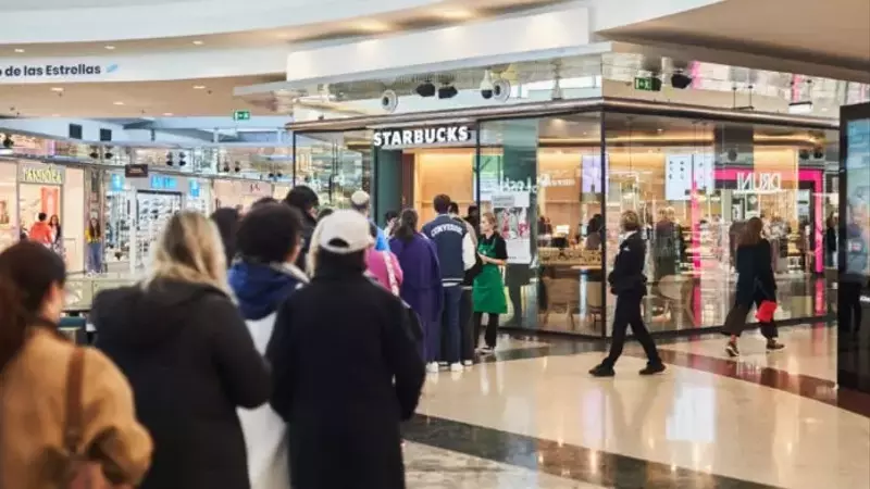 Starbucks inaugura su tercer establecimiento en Asturias, reforzando su expansión
