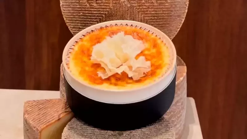 Álex Cordobés Presenta Tarta Exclusiva con Queso Adiano