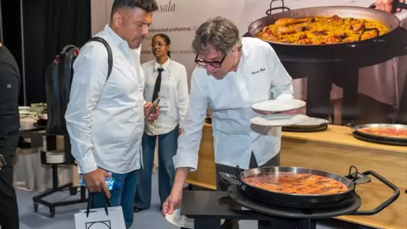 Elegance: La fusión perfecta entre tradición y vanguardia en el servicio de paellas