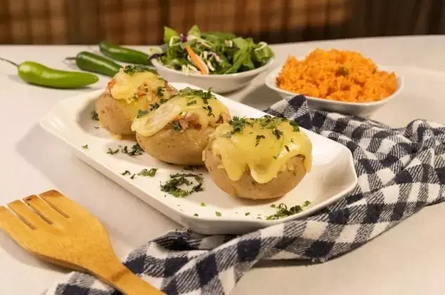 Delicias Rellenas: Patatas con Atún al Estilo Casero