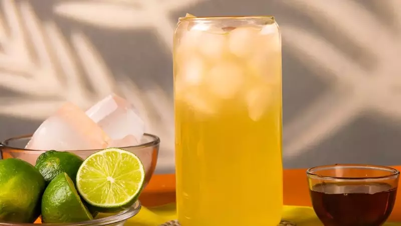 Electrolitos Naturales: Hidratación Rápida y Deliciosa en Casa
