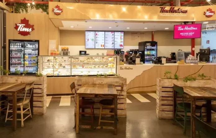 Tim Hortons abre su primera cafetería en el aeropuerto de Ibiza con el apoyo de Areas