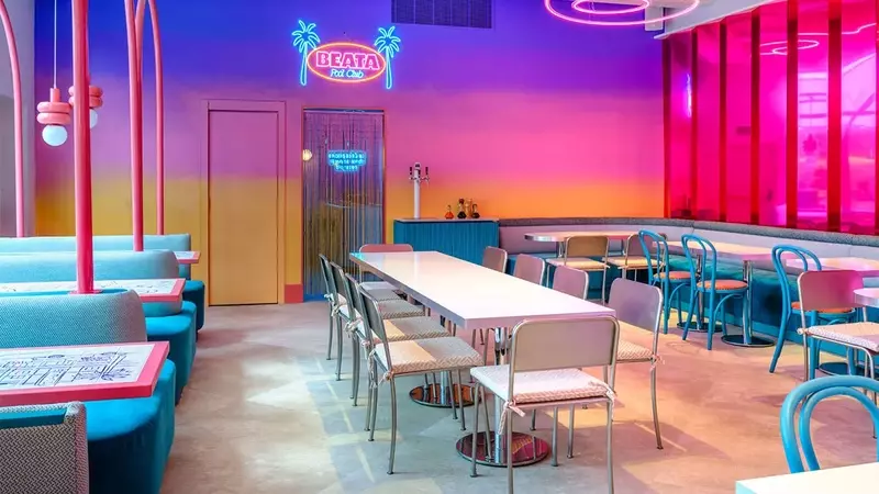 Beata Pasta Caleido: Una Fusión de Sabores Italianos y el Encanto Vibrante de Miami Vice