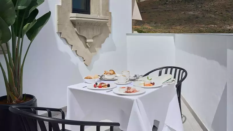 Barceló Santa Cruz Contemporáneo: Un Destino Urbano con Sabor Canario