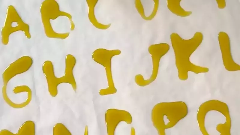 Creatividad digital: El arte tipográfico de Valeria Kokur con elementos culinarios
