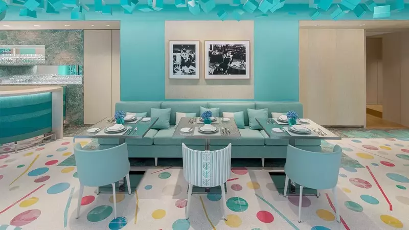 Tiffany & Co. Abre Exclusivo Café 'Blue Box' en Hong Kong