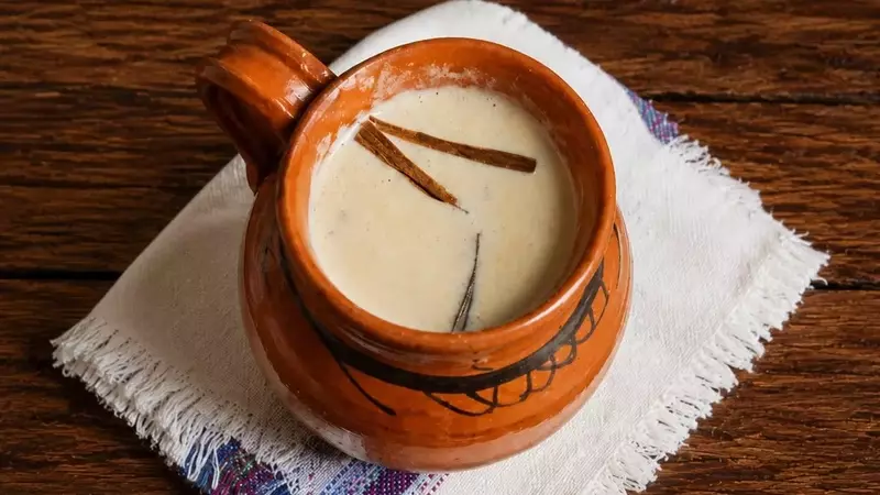 Receta de Atole de Piloncillo y Canela: Una Delicia Cremosa y Reconfortante