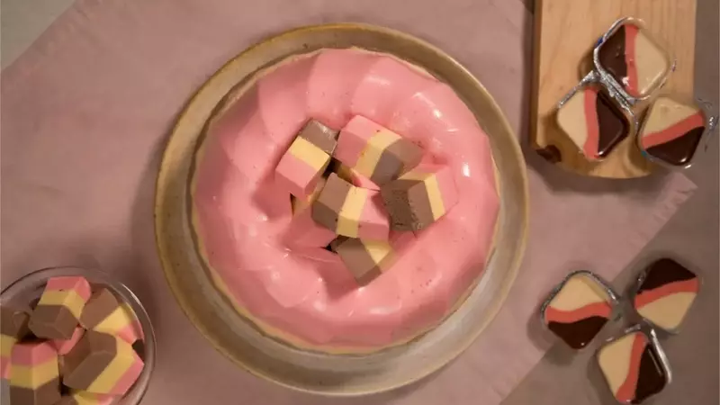 Gelatina de Duvalin: Un Postre Cremoso y Fácil que Deleita a Todos