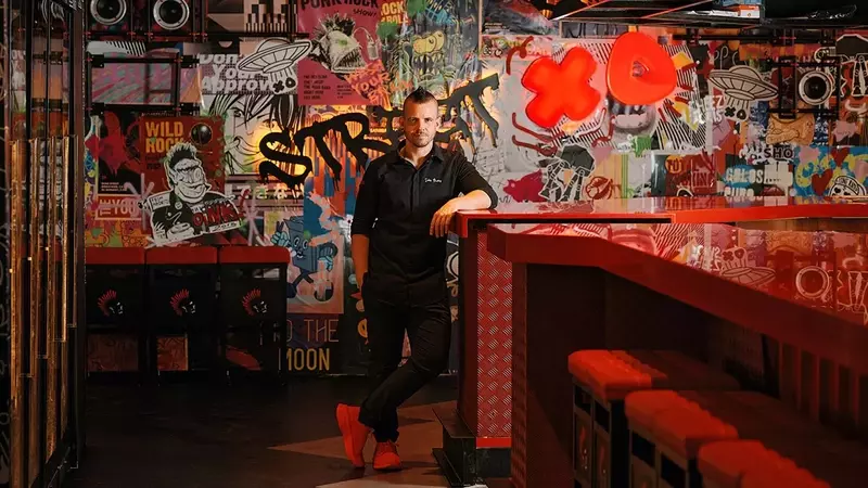 StreetXO Llega a Ibiza: Una Fusión Culinaria Explosiva del Chef Dabiz Muñoz
