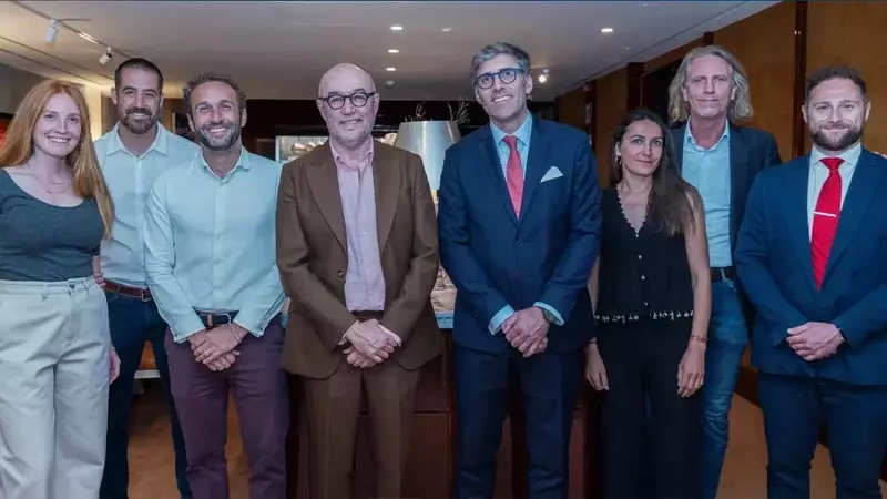 Velada Inolvidable: La élite de Burdeos Conquista Forbes House