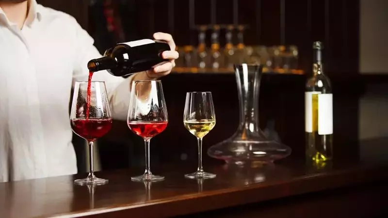 El vino italiano afronta desafíos en los mercados internacionales por la caída de precios