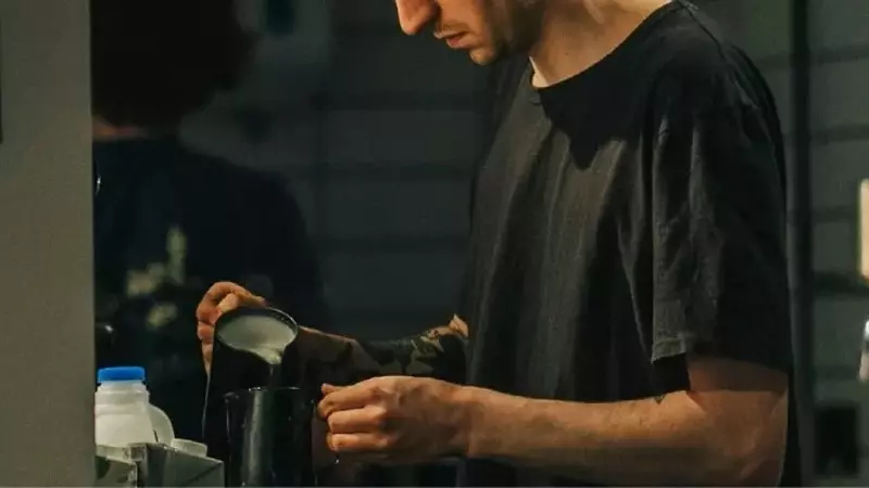 La Evolución del Rol del Barista en la Industria del Café de Especialidad: Desafíos y Satisfacciones