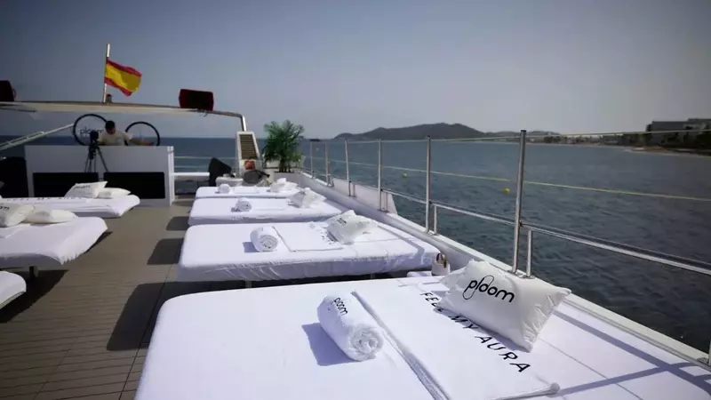 Ibiza: Un Escenario de Innovación y Experiencias Inmersivas con Ploom