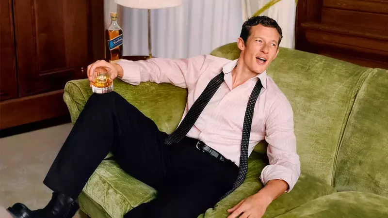 Callum Turner, el Nuevo Rostro Global de Johnnie Walker Blue Label