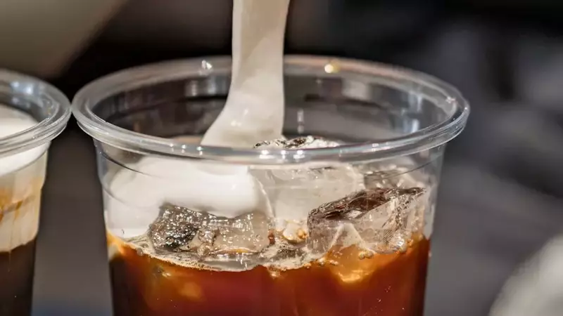 Estrategias de Tostadores: Navegando el Riesgo de las Tendencias del Mercado del Café