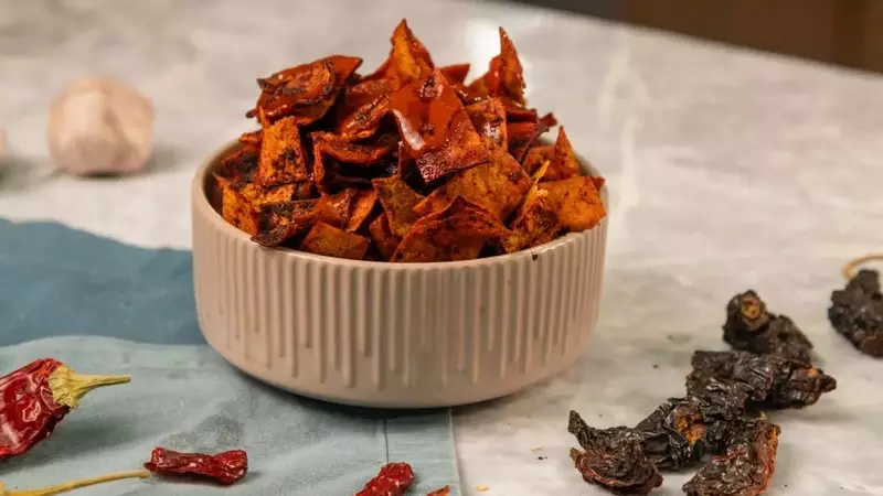 Totopos Picantes Caseros: Un Deleite Crujiente y Lleno de Sabor