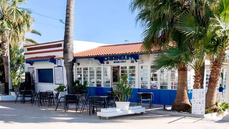 El Legado Duradero del Primer "Chiringuito" de Espa￱a: Una Tradici￳n Culinaria Anclada en la Costa de Sitges